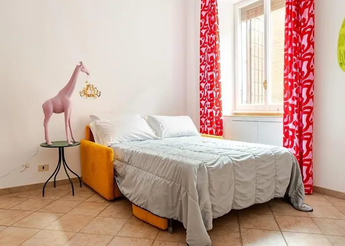 Funky 3br Flat, Scenic Tram To Colosseum 7 Stops Roma