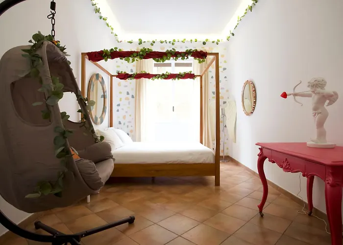 Apartamento Funky 3br Flat, Scenic Tram To Colosseum 7 Stops *